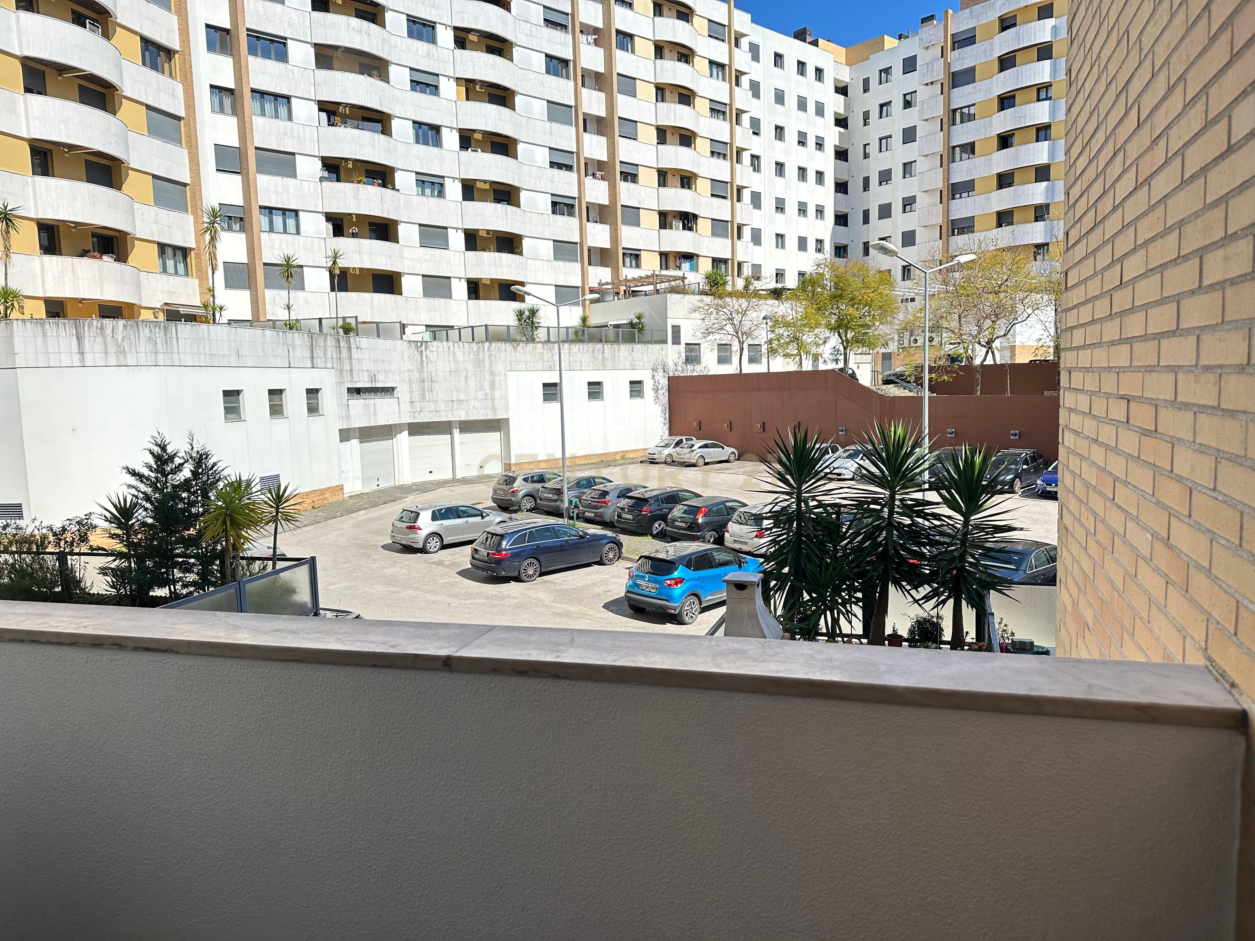 Apartamento T3 com Suite, Terraço e Box – Localização excelente - Infantado Loures - Image 20