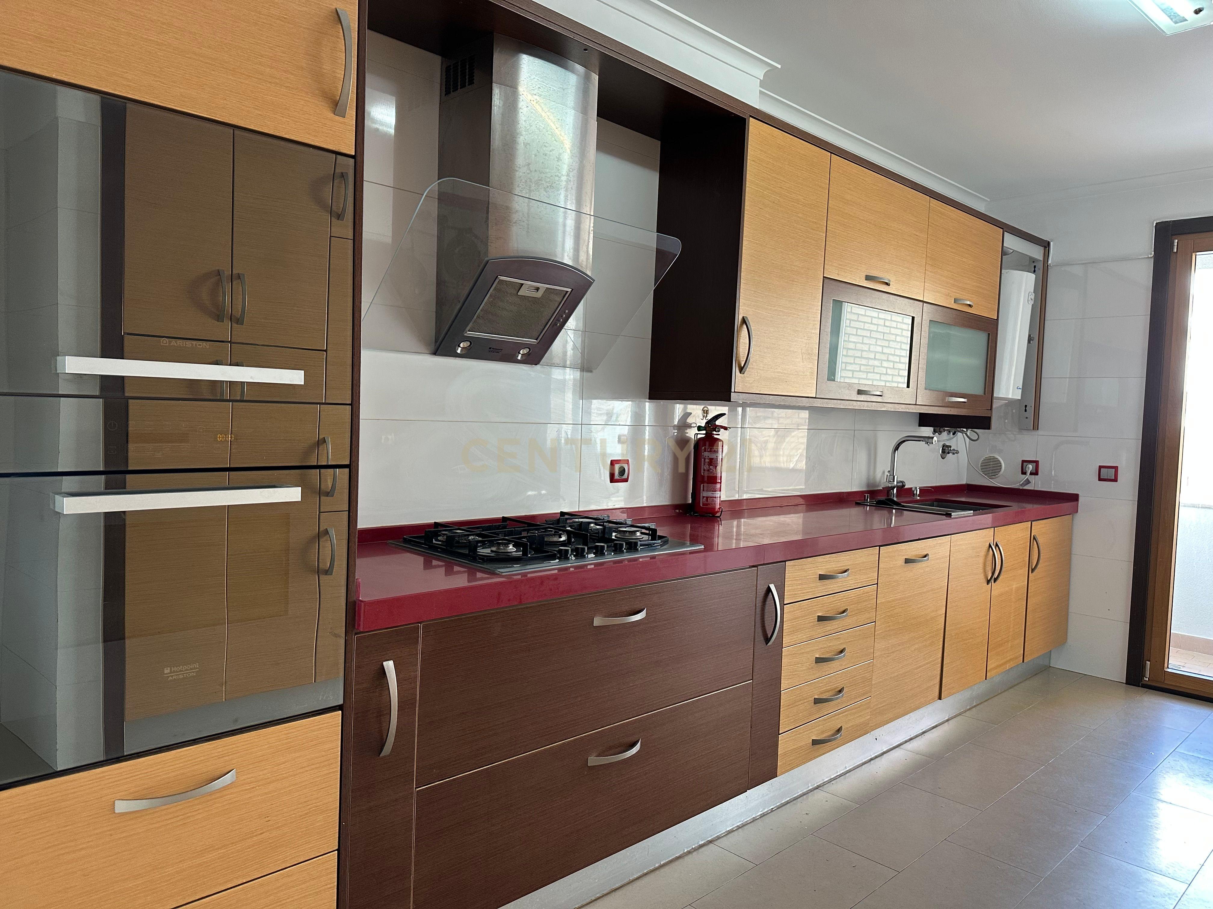 Apartamento T3 com Suite, Terraço e Box – Localização excelente - Infantado Loures - Image 18