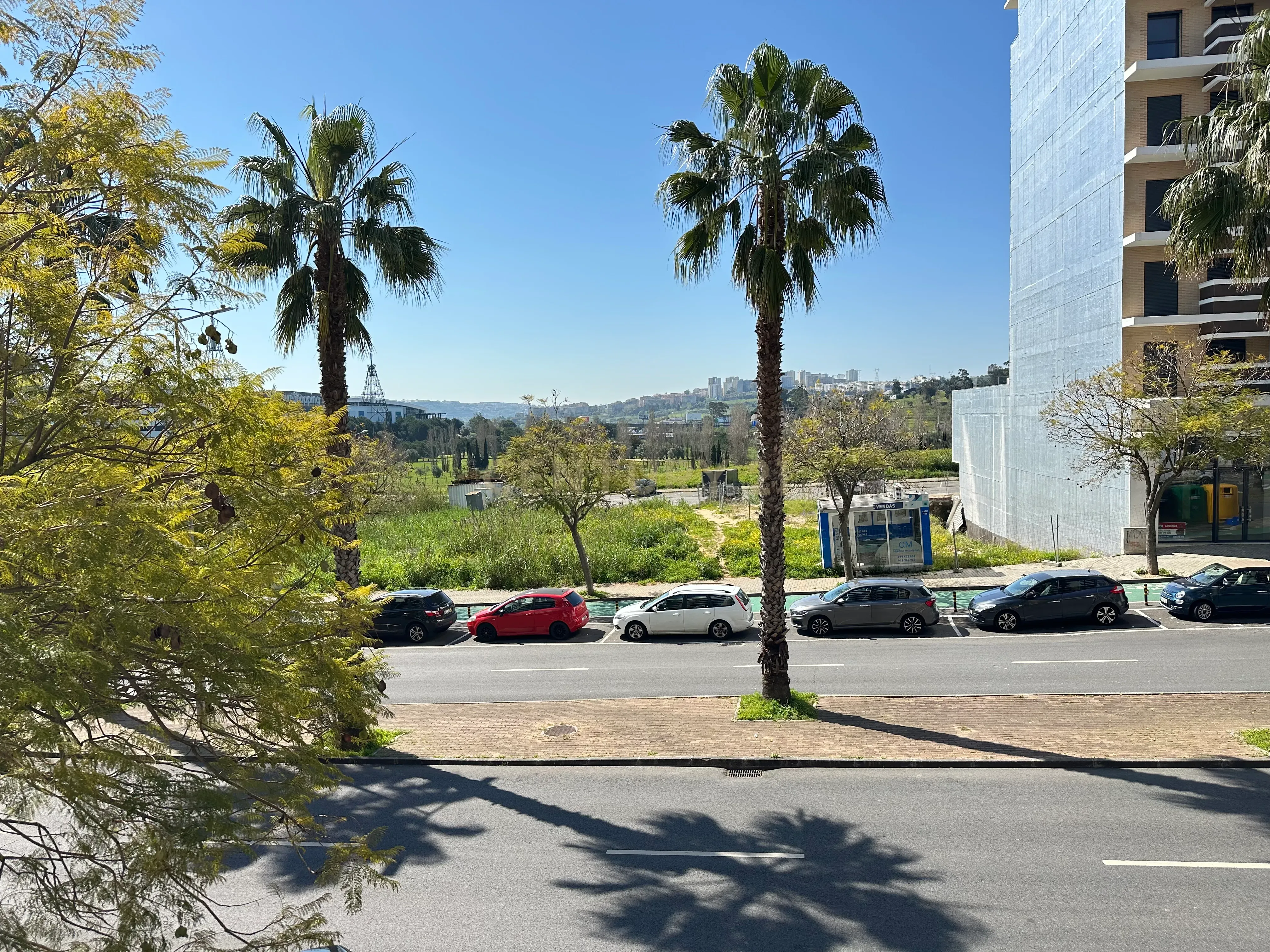 Apartamento T3 com Suite, Terraço e Box – Localização excelente - Infantado Loures - Image 24