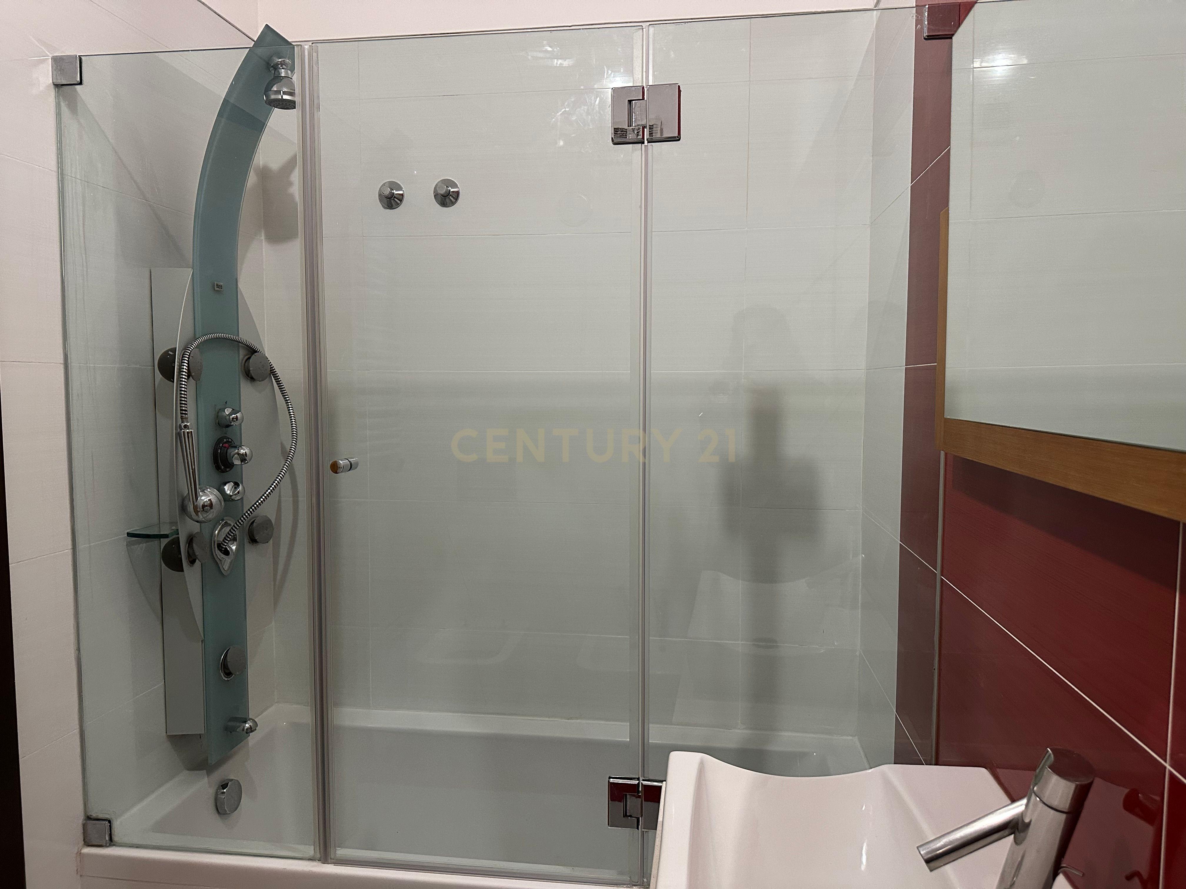 Apartamento T3 com Suite, Terraço e Box – Localização excelente - Infantado Loures - Image 13