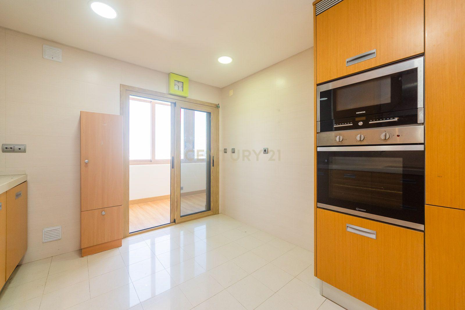 Fotografia 5 de Apartamento T3 Duplex em São Domingos de Rana, Cascais