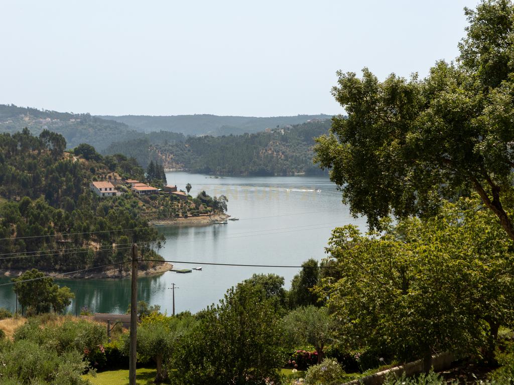 Moradia de Luxo com Vista Panorâmica sobre o Castelo do Bode e Piscina Privada - Image 20