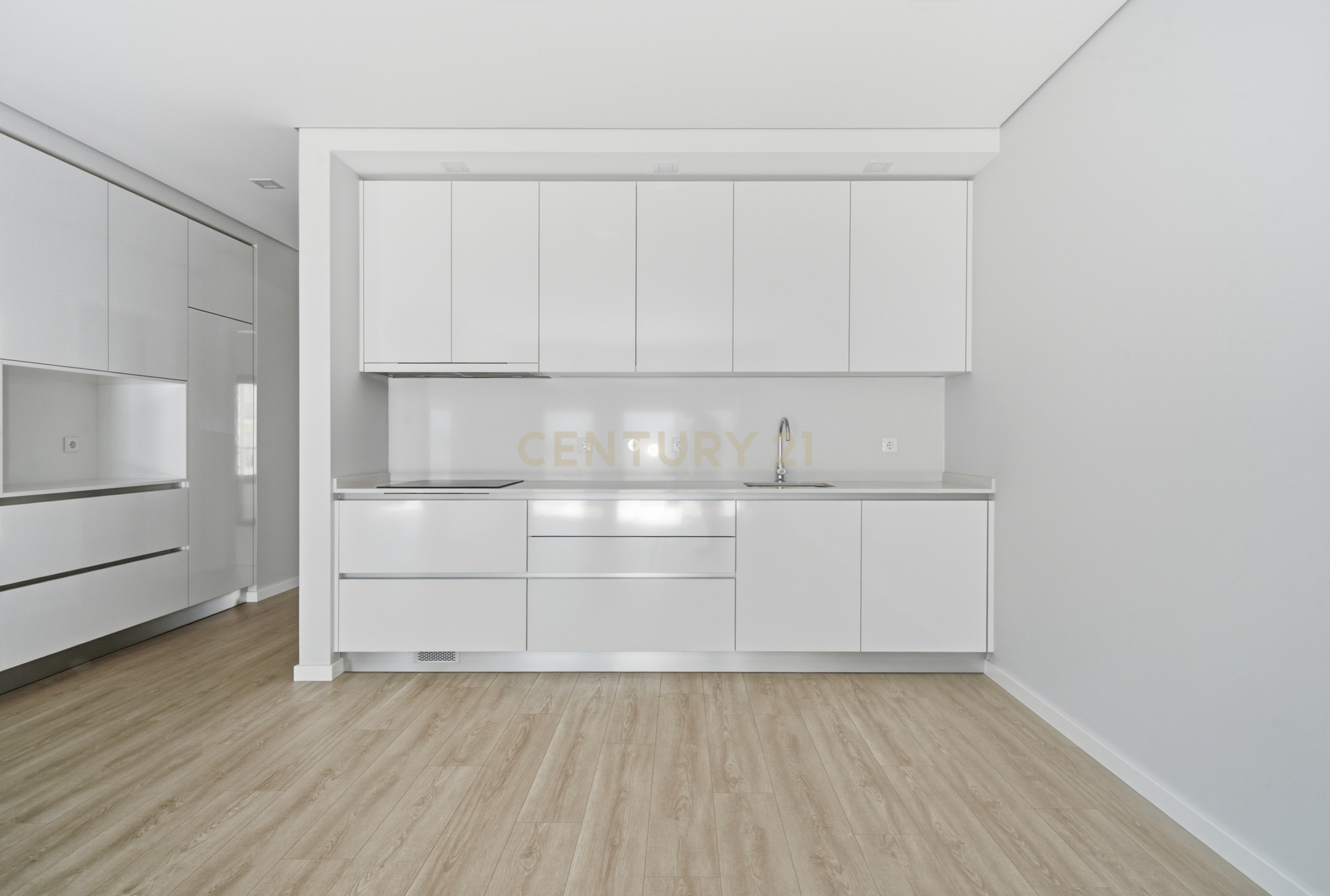 Fotografia 2 de Apartamento T2 Novo com Terraço e Lugar de Garagem em Mafra