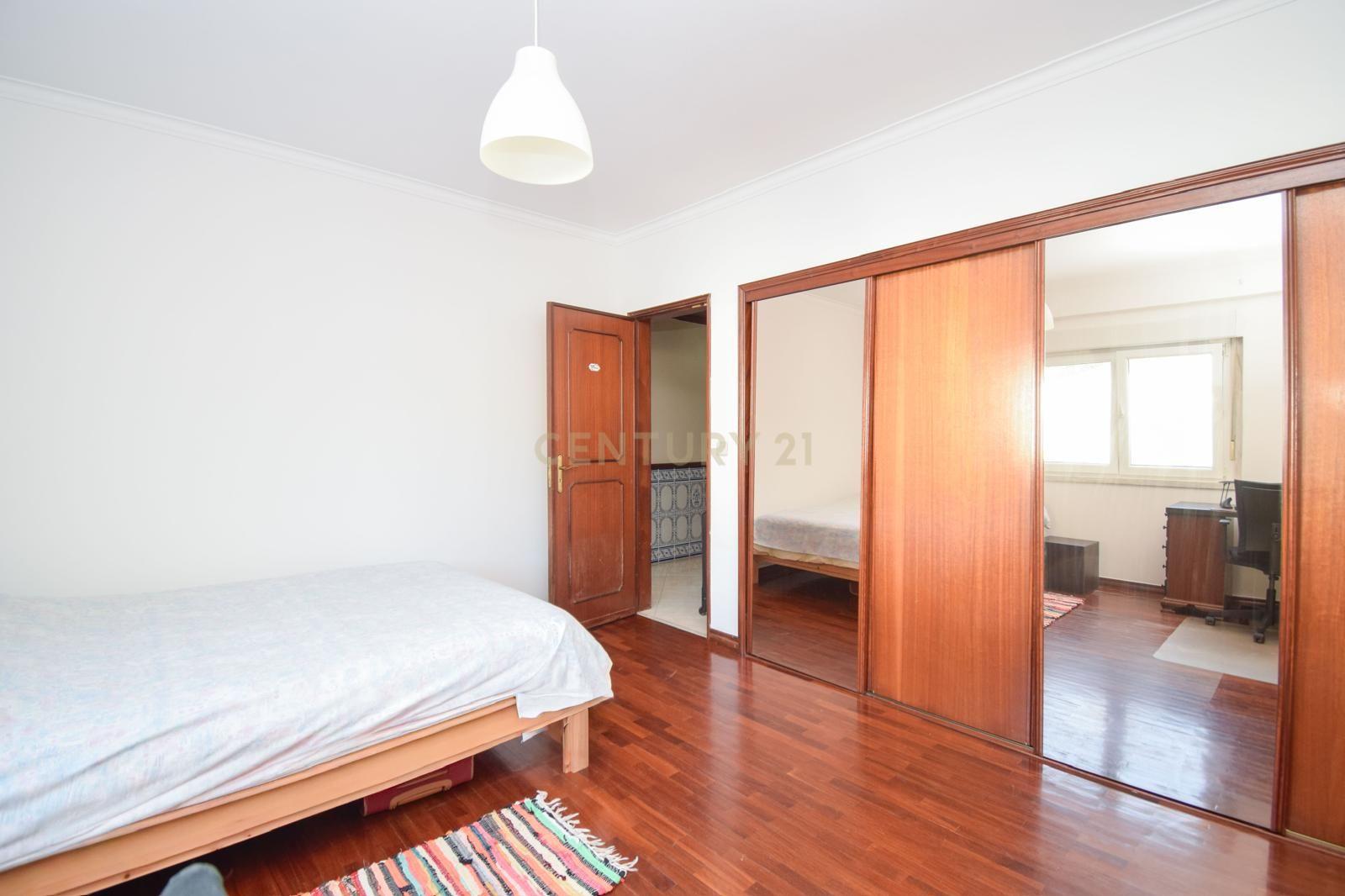 Apartamento T2 à venda em Carnaxide e Queijas, Oeiras — foto 19