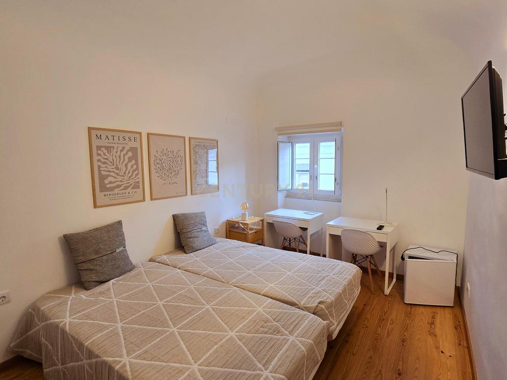 Moradia T6 Duplex no Centro Histórico de Évora – Ideal para Alojamento Local ou Arrendamento Estudantil - Image 48