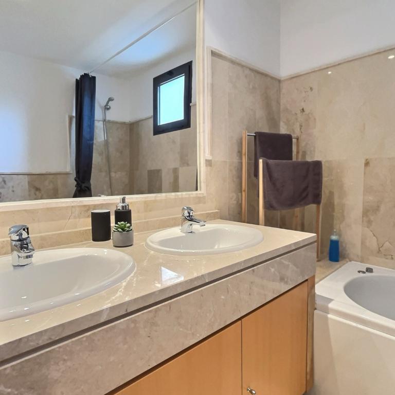 Apartamento em Casares del Golf - Estepona - Image 14