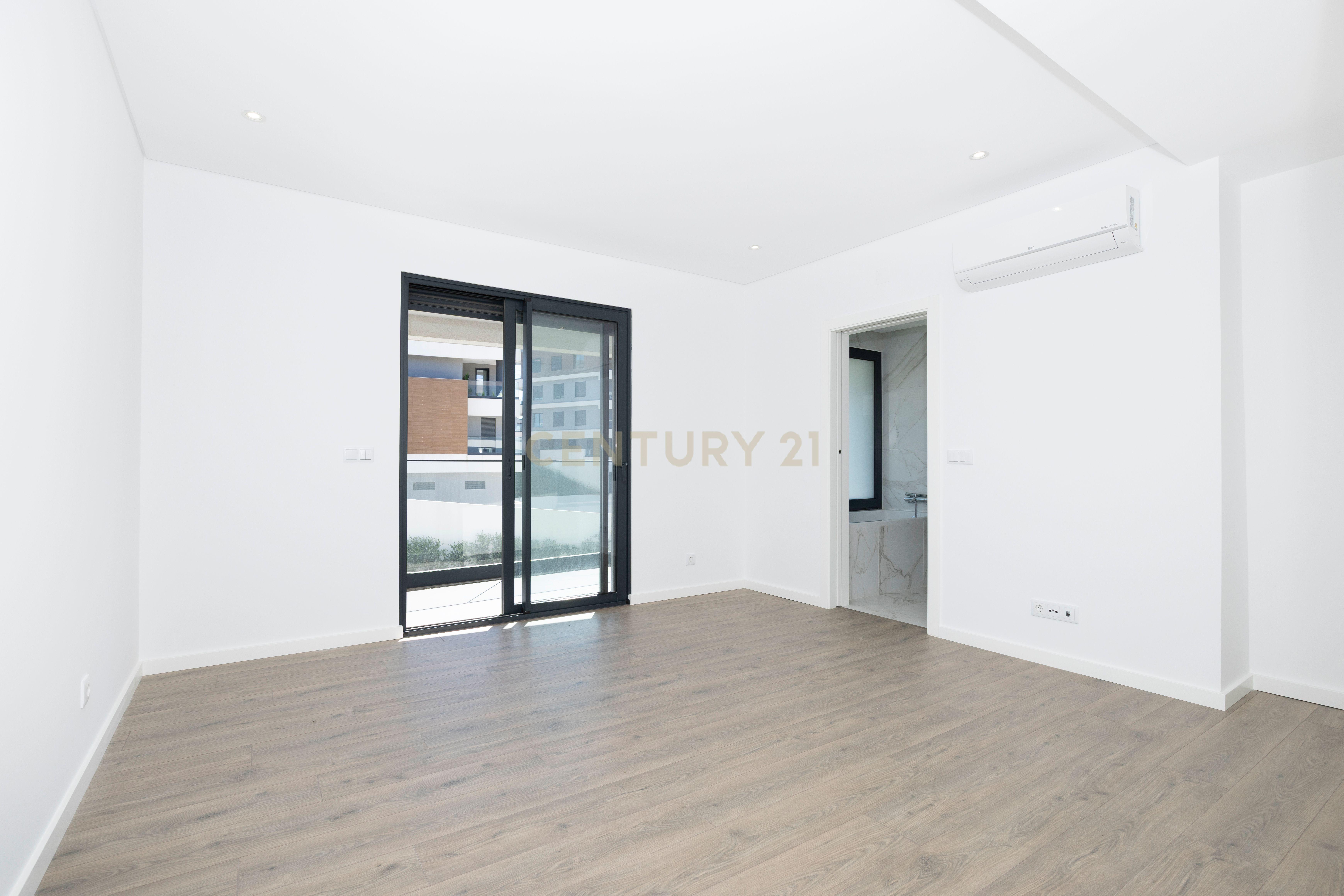 Fotografia 10 de Magnífico apartamento T2 completamente novo a estrear