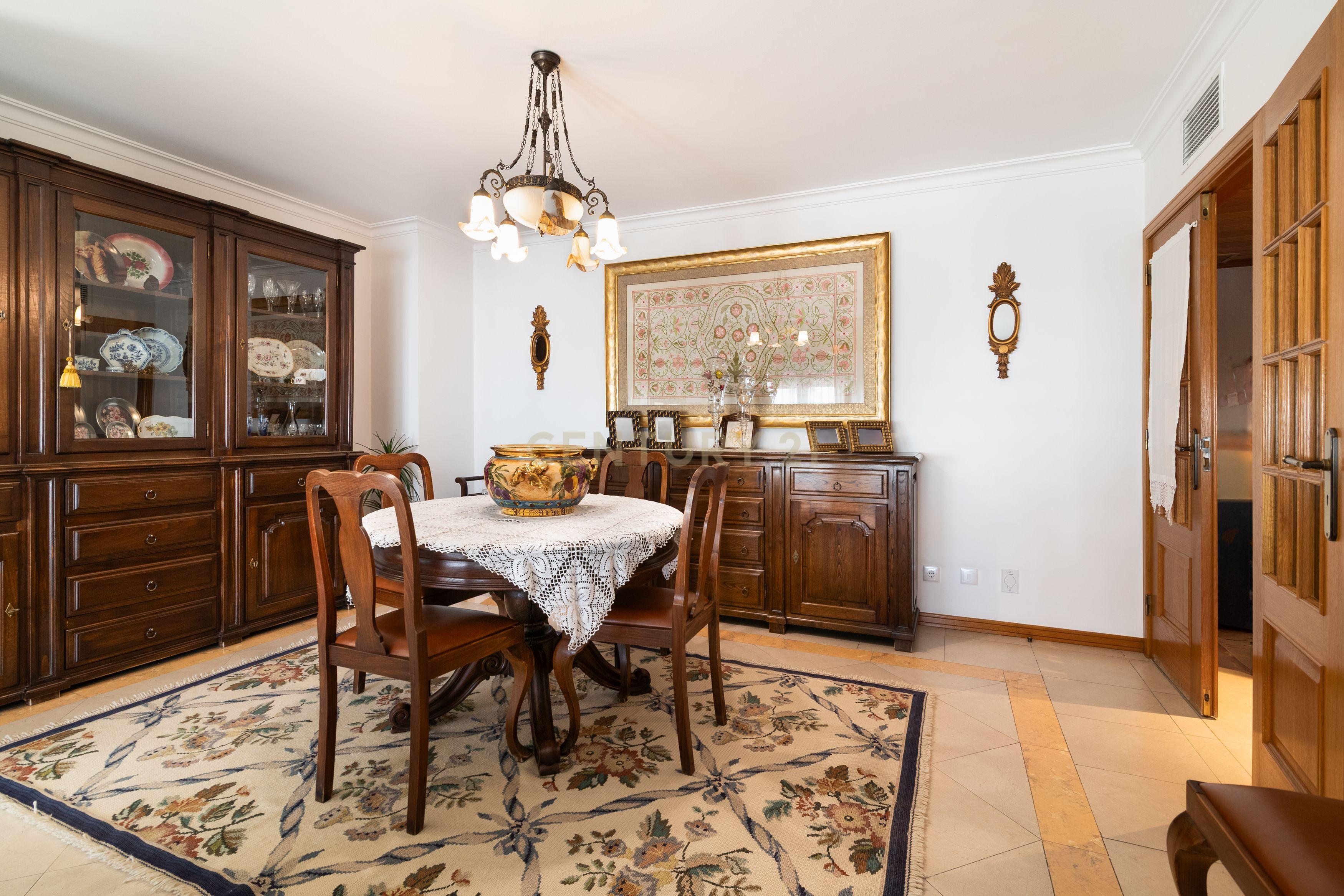 Fotografia 6 de T3 NA QUINTA NOVA | ODIVELAS | 124 m² | 2 LUGARES DE GARAGEM