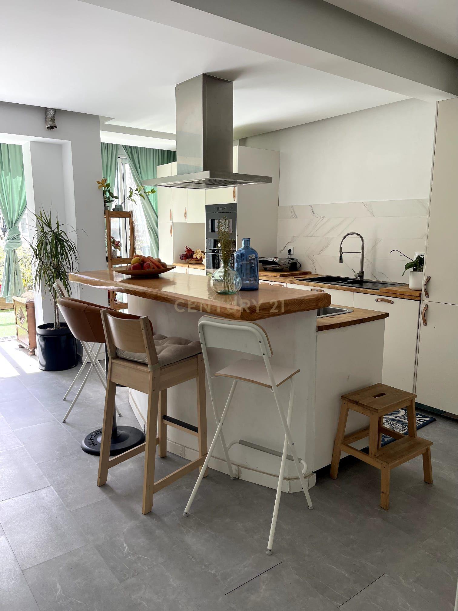 Apartamento T3 Renovado em São Domingos de Benfica – Conforto e Funcionalidade - Image 20