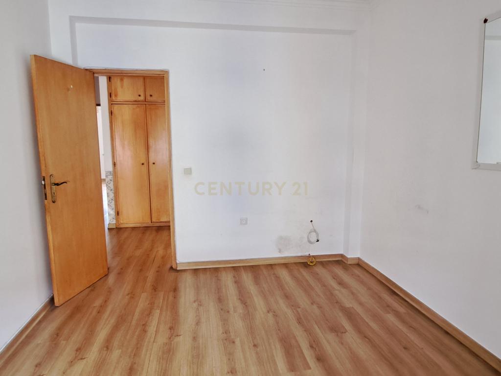 Apartamento T3 e arrecadação com 131m² na Moita - Image 11