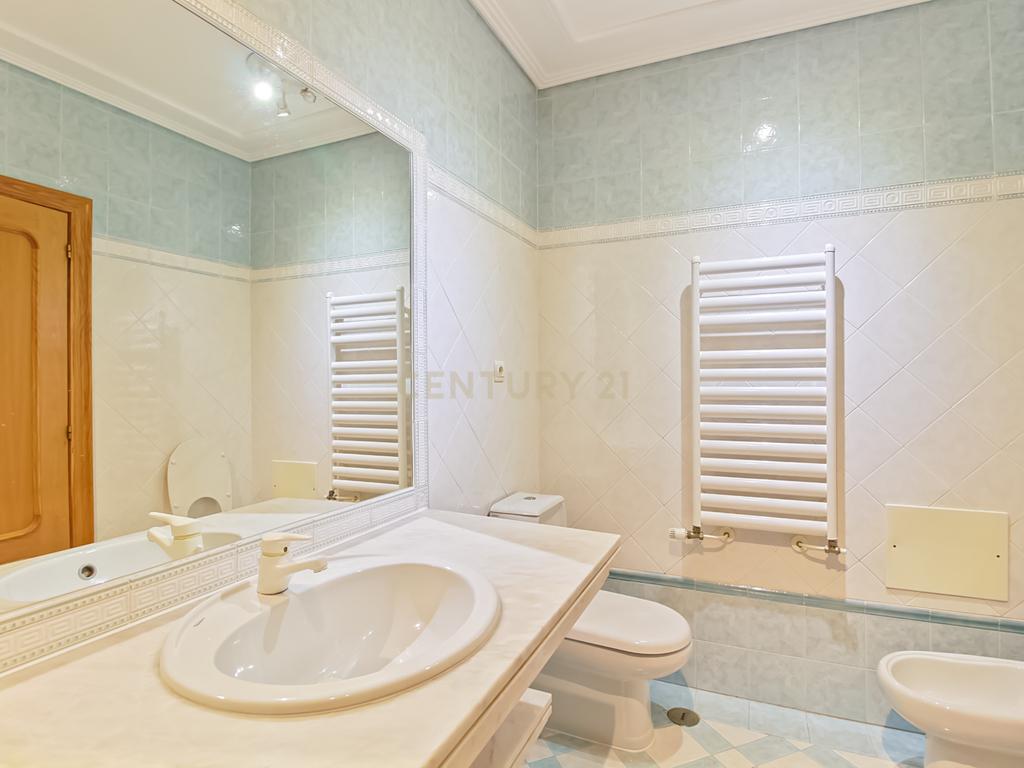 Apartamento T3 - Condominio Real Forte - SACAVÉM - Image 3