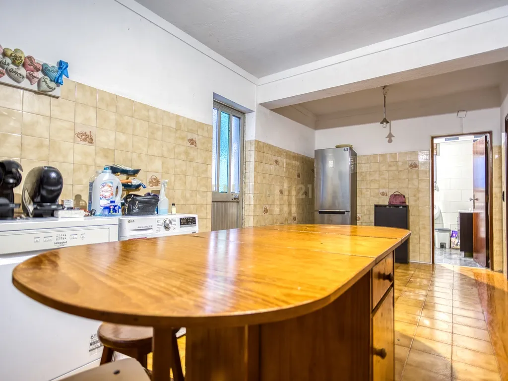 Moradia com elevado potencial de rentabilização em Camarões – Almargem do Bispo - Image 48