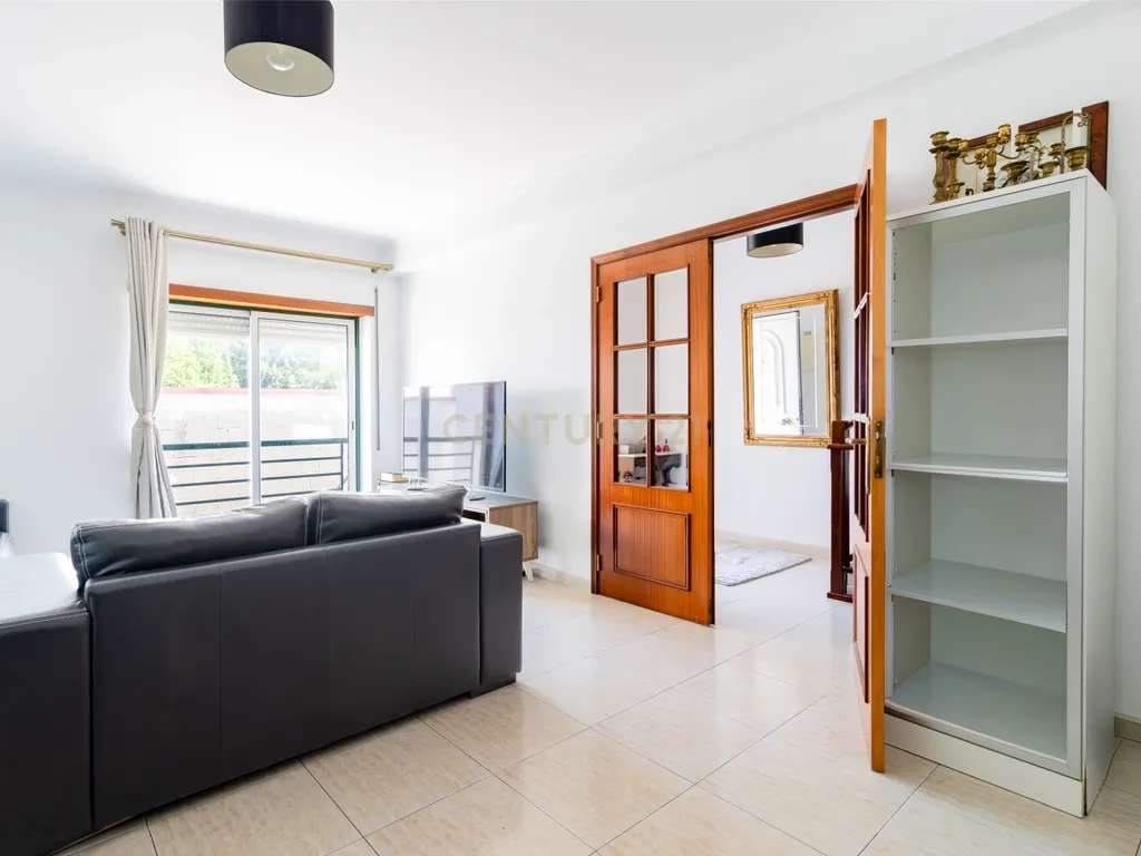 Excelente Moradia T3 , espaço exterior e garagem – Marinha Grande - Image 25