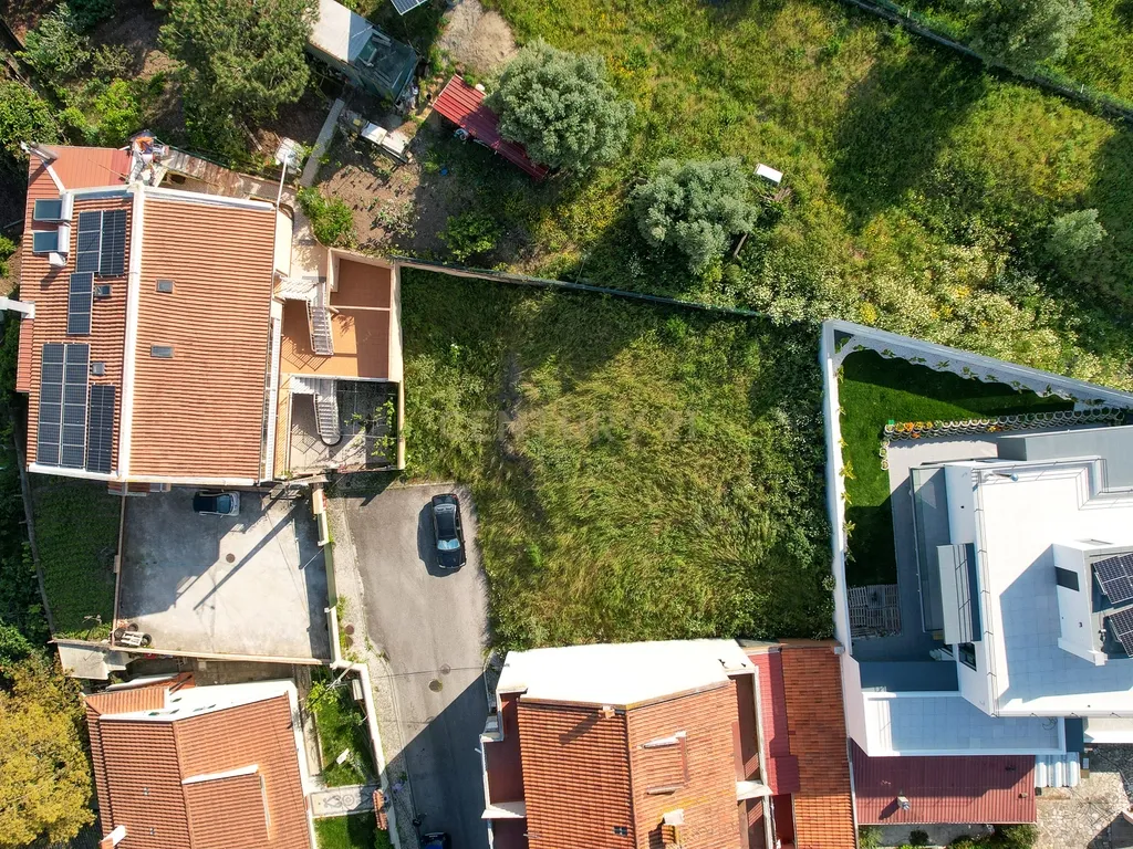 Terreno para venda localizado em Odivelas - Image 13