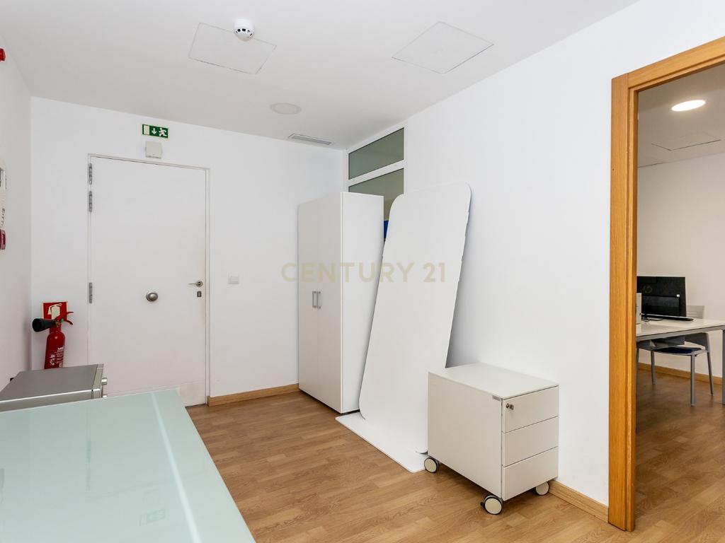 Escritório para Venda | 122 m² | 3 Estacionamentos | Lisboa - Image 20