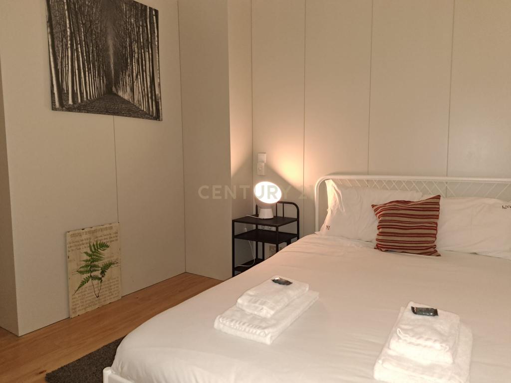 Apartamento T2 + T1 com terraço - Rua Formosa - OTIMO INVESTIMENTO - Image 7