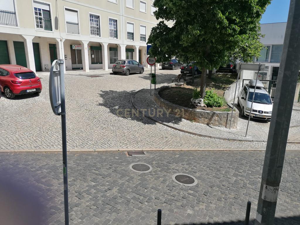 Apartamento T3 em Odivelas - Excelente Localização e Conforto - Image 31