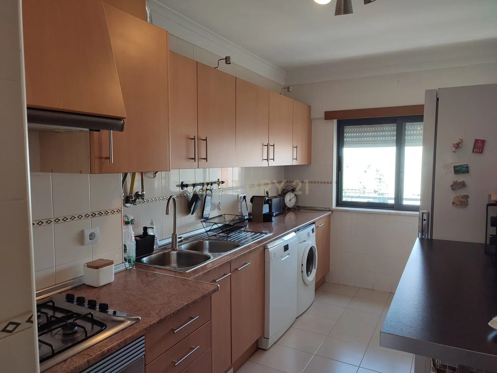 Excelente Apartamento T3 c/ Parqueamento | Alfragide - Image 4