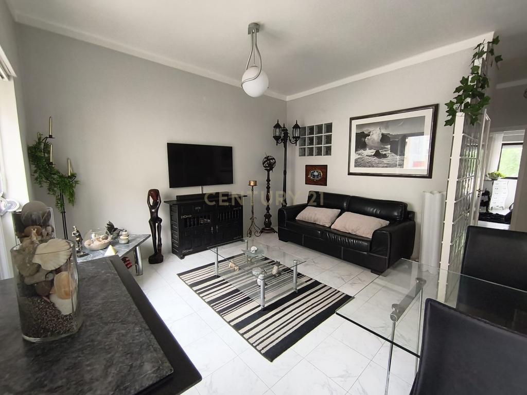 T2 com Vista Rio - Lavradio - Barreiro - Image 7