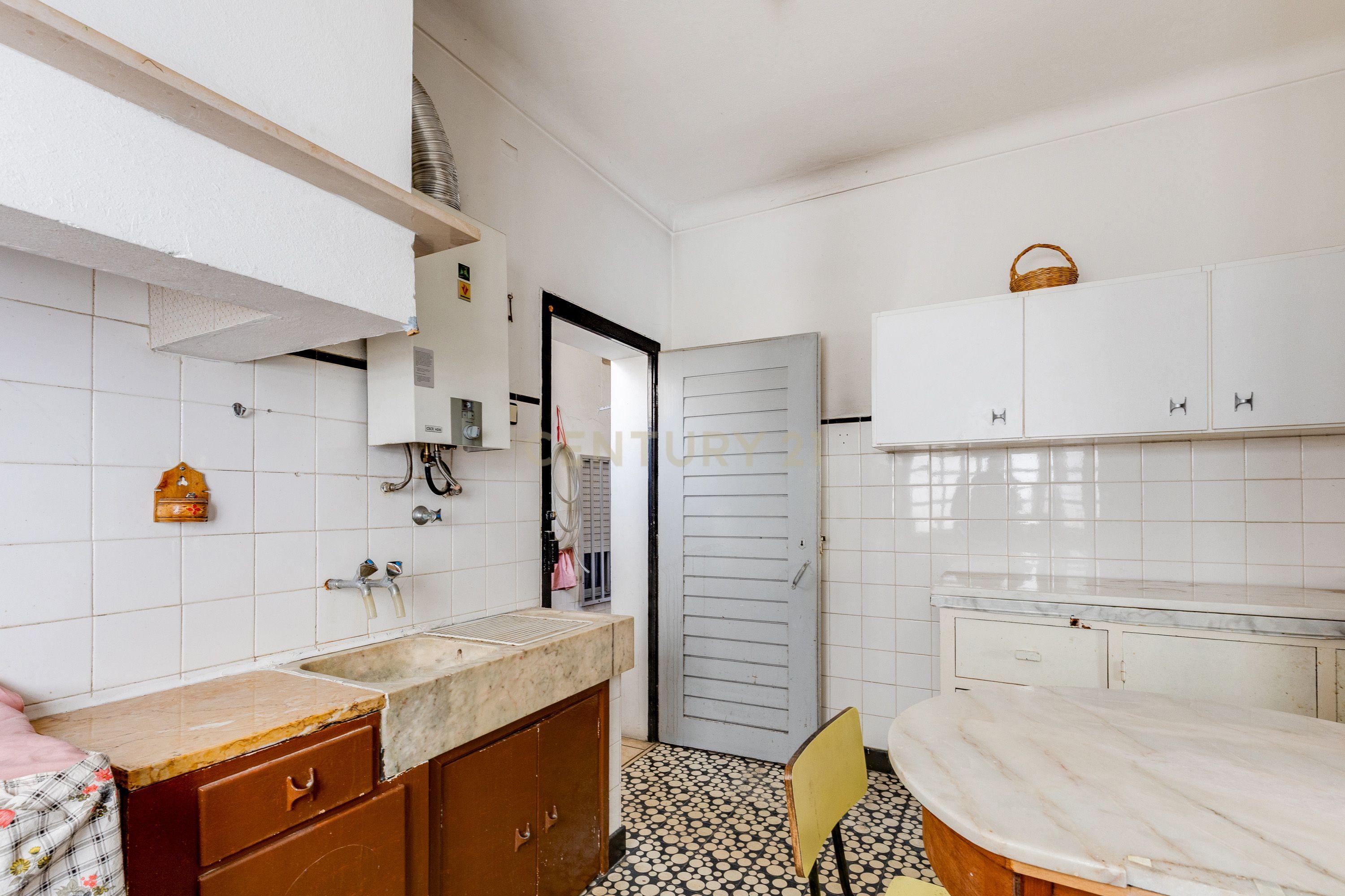 Fotografia 10 de Excelente apartamento T2 no jardim de Porto de Mós!