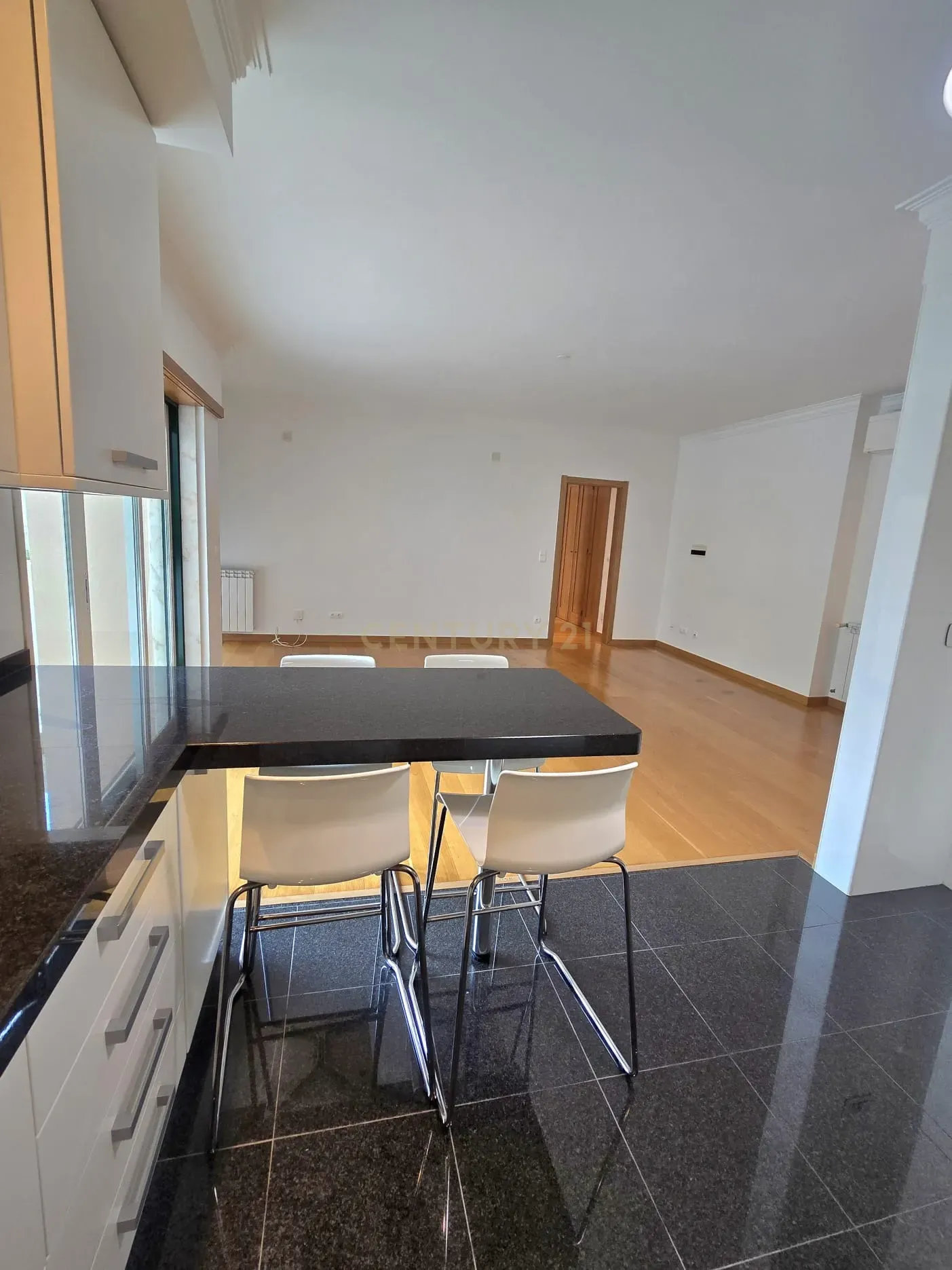 Imóvel em Telheiras – Arrendado com Contrato de 3 Anos - Image 3