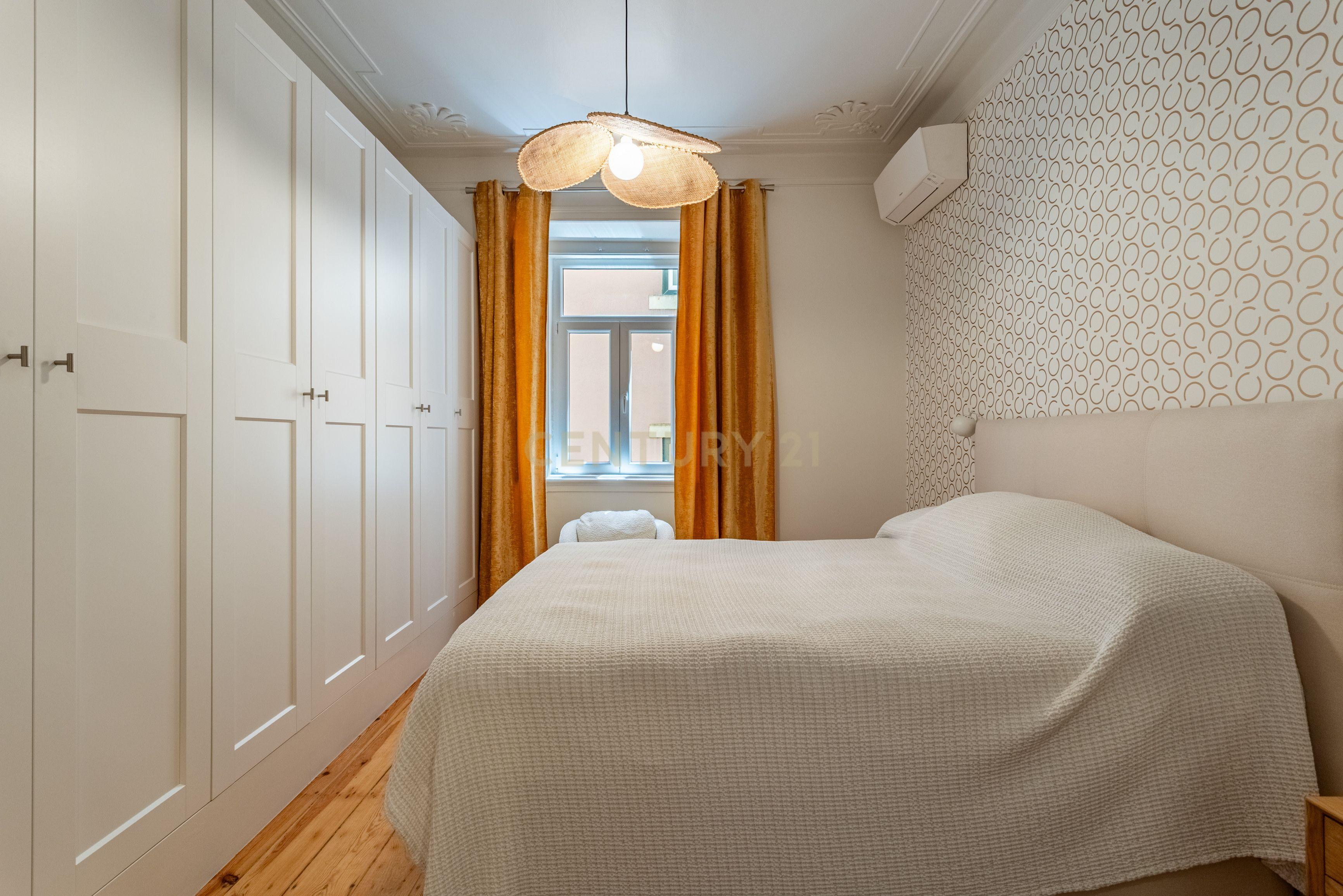 Fotografia 8 de Apartamento T4 Renovado em Santo António, Lisboa — Onde a elegância se sente em cada detalhe