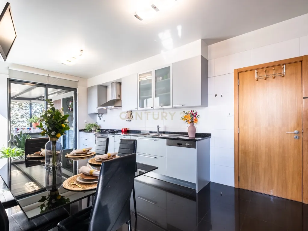 Penthouse com Vista Mar em Funchal, Madeira - Image 26