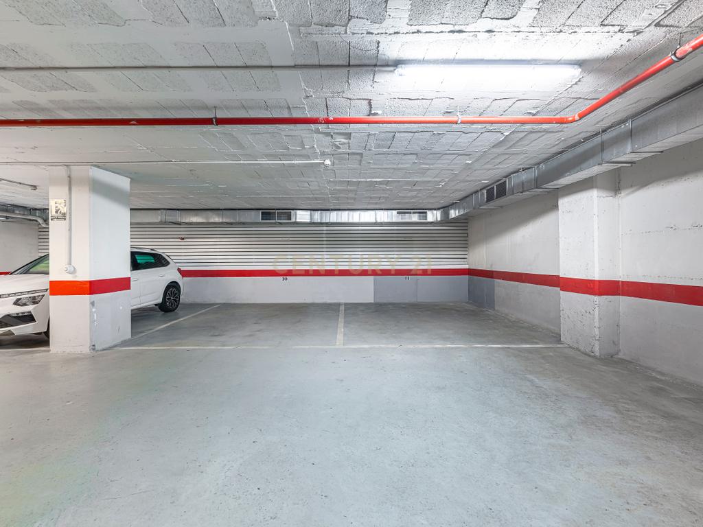 APARTAMENTO EM ESTEPONA: CONFORTO E LOCALIZAÇÃO PRIVILEGIADA - Image 26