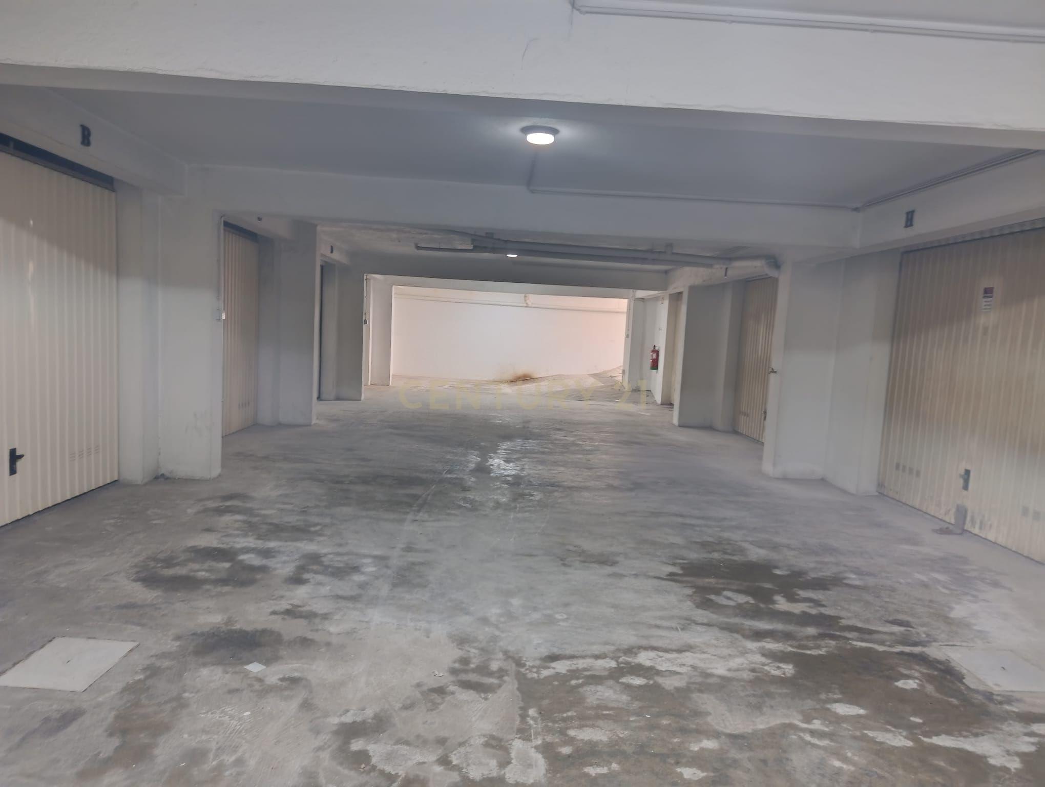Fotografia 4 de Garagem Box em Pinhal Novo, Palmela - 29m²