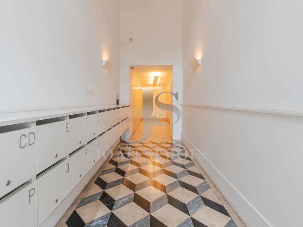 Apartamento T1 de Luxo - Avenida da Liberdade - Image 3