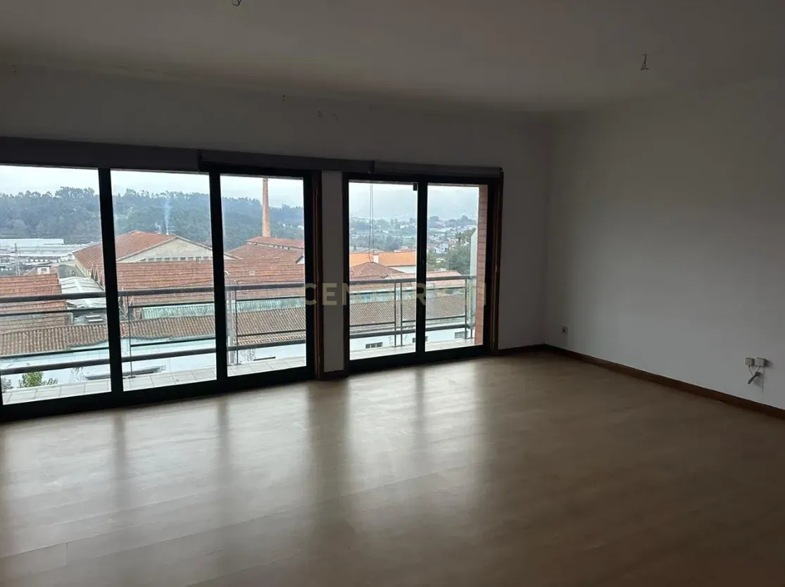 Apartamento T2 em Delães (Vila Nova de Famalicão) | BNRE-5903 - Image 2