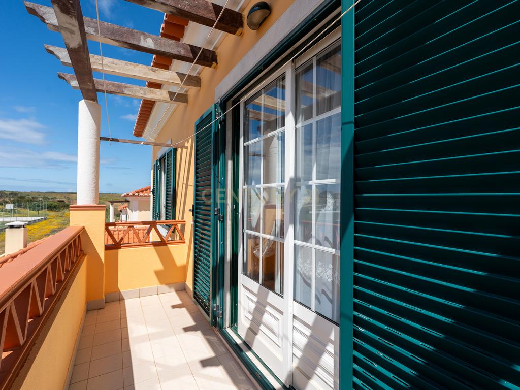 Moradia Isolada de Excelência - Apenas 10 Minutos da Ericeira - Image 51