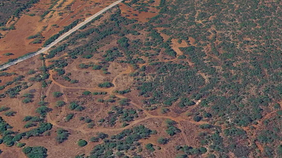 Fotografia 5 de Terreno 44720 m² com bons acessos próximo de Paderne – Albufeira