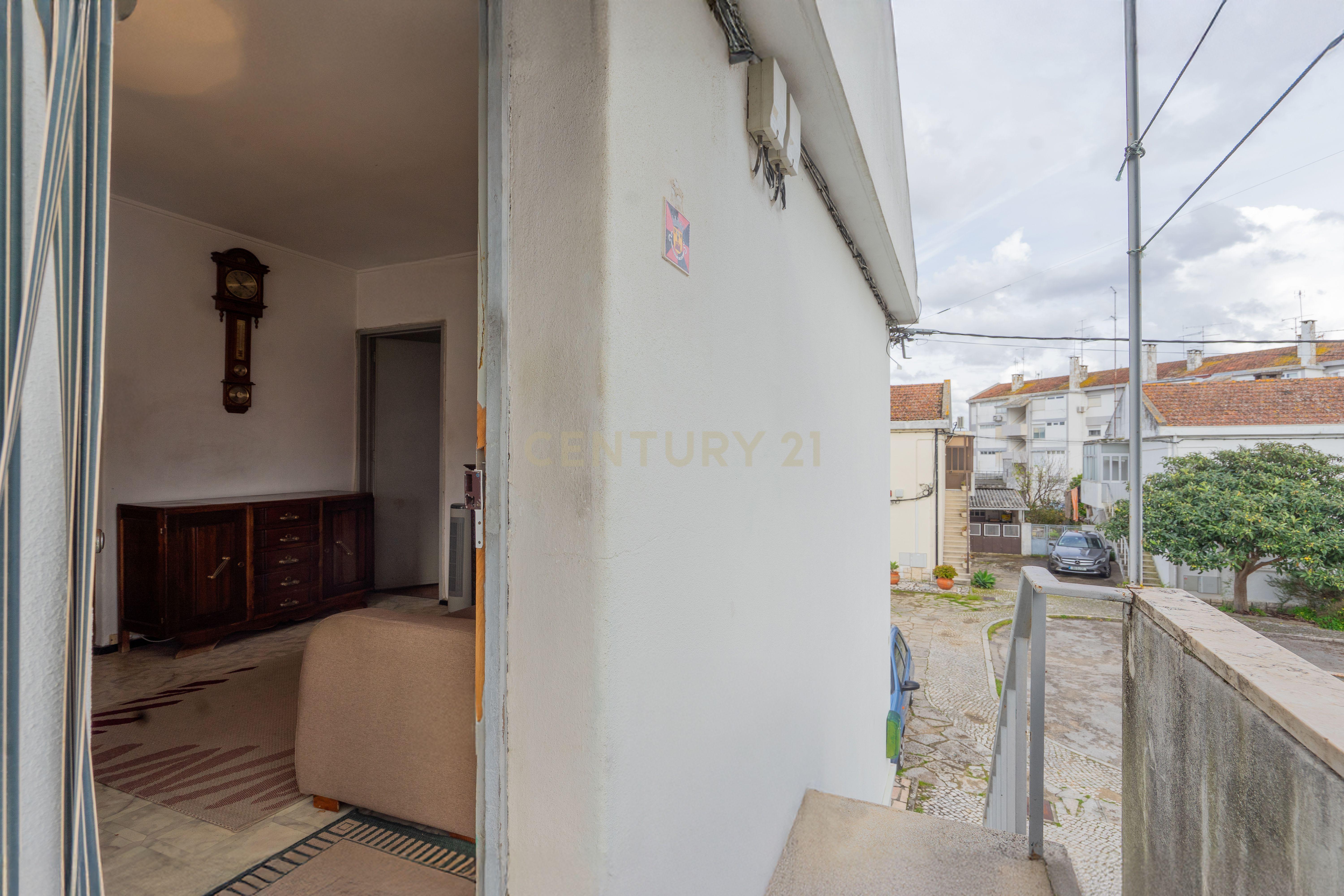 Apartamento T3 em Entroncamento - Ótima oportunidade - Image 25