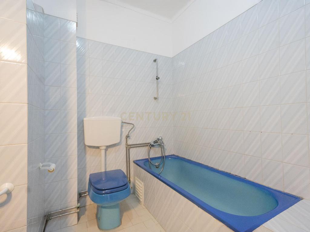 Apartamento T3 Duplex + Garagem em Coimbra - Image 21