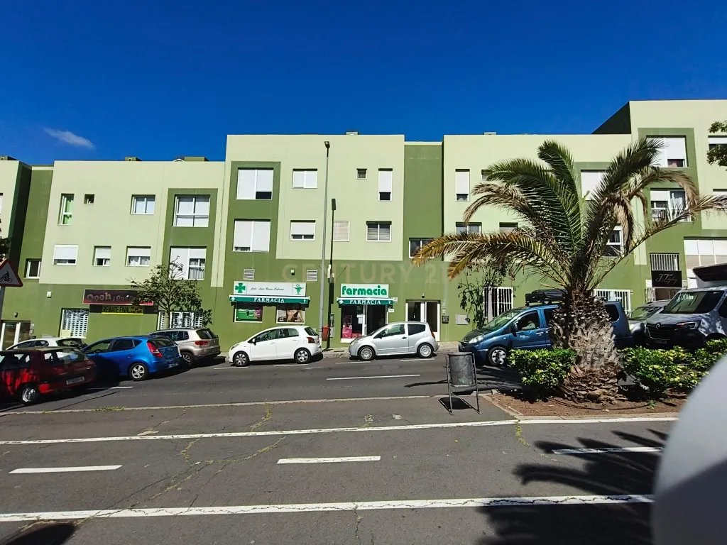 Luxuosa Moradia T4 em Santa Cruz de Tenerife - Image 1