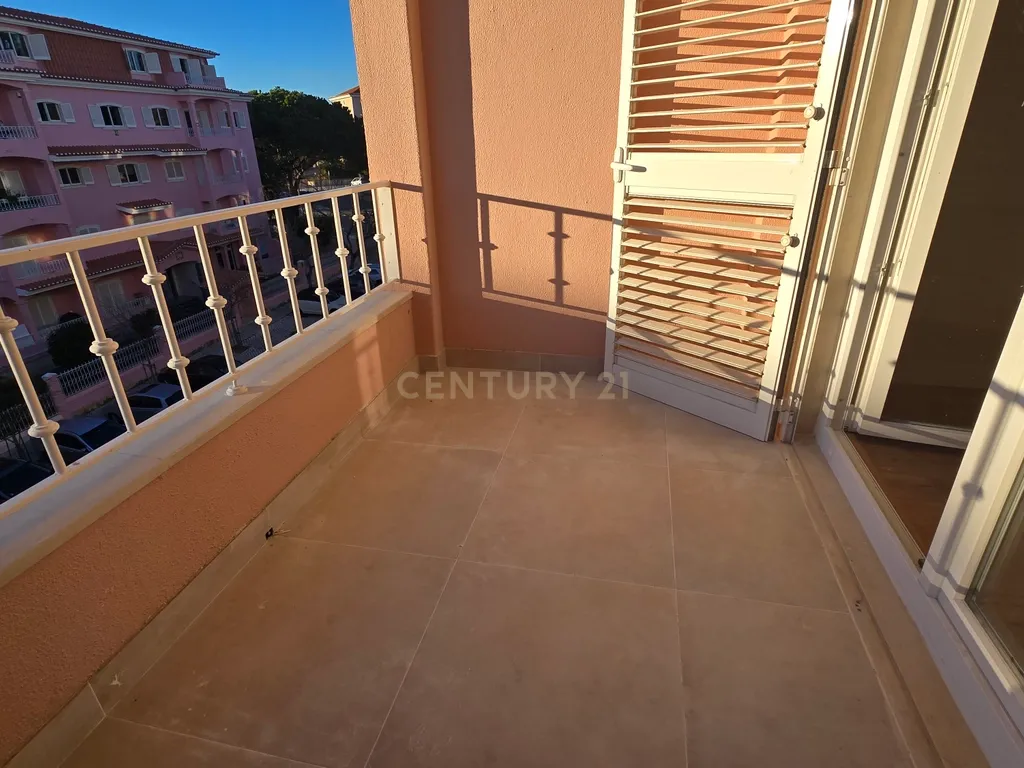 Luxuosa Penthouse Duplex T4+1 na Costa da Guia, em Cascais, com Vista Mar - Image 7