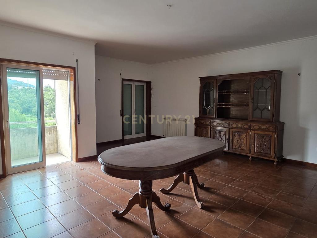Apartamento T2 Alpendorada - Marco de Canaveses - Image 9