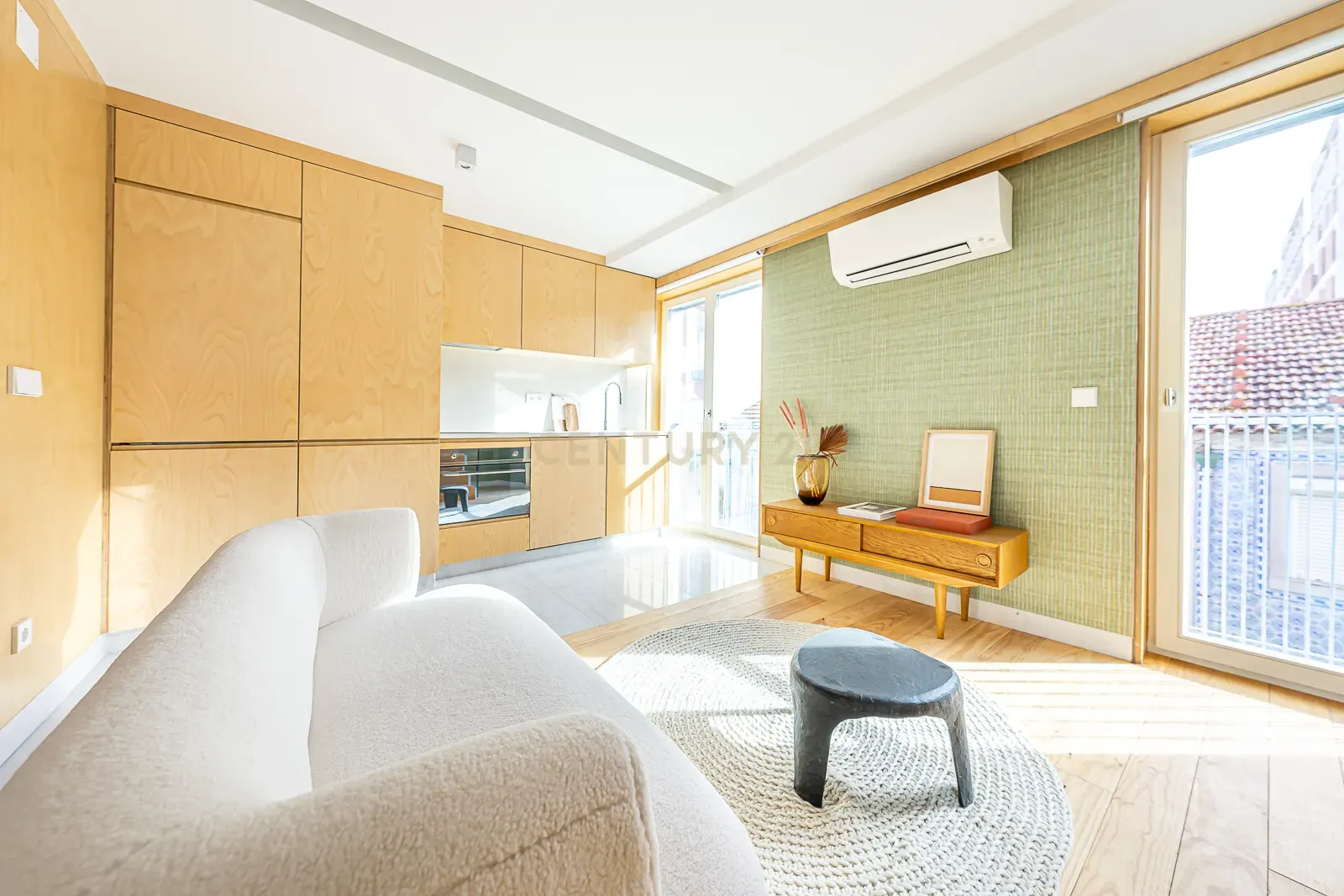 T1 Duplex de Luxo, Mobilado e com Varanda, em Campo de Ourique - Image 6