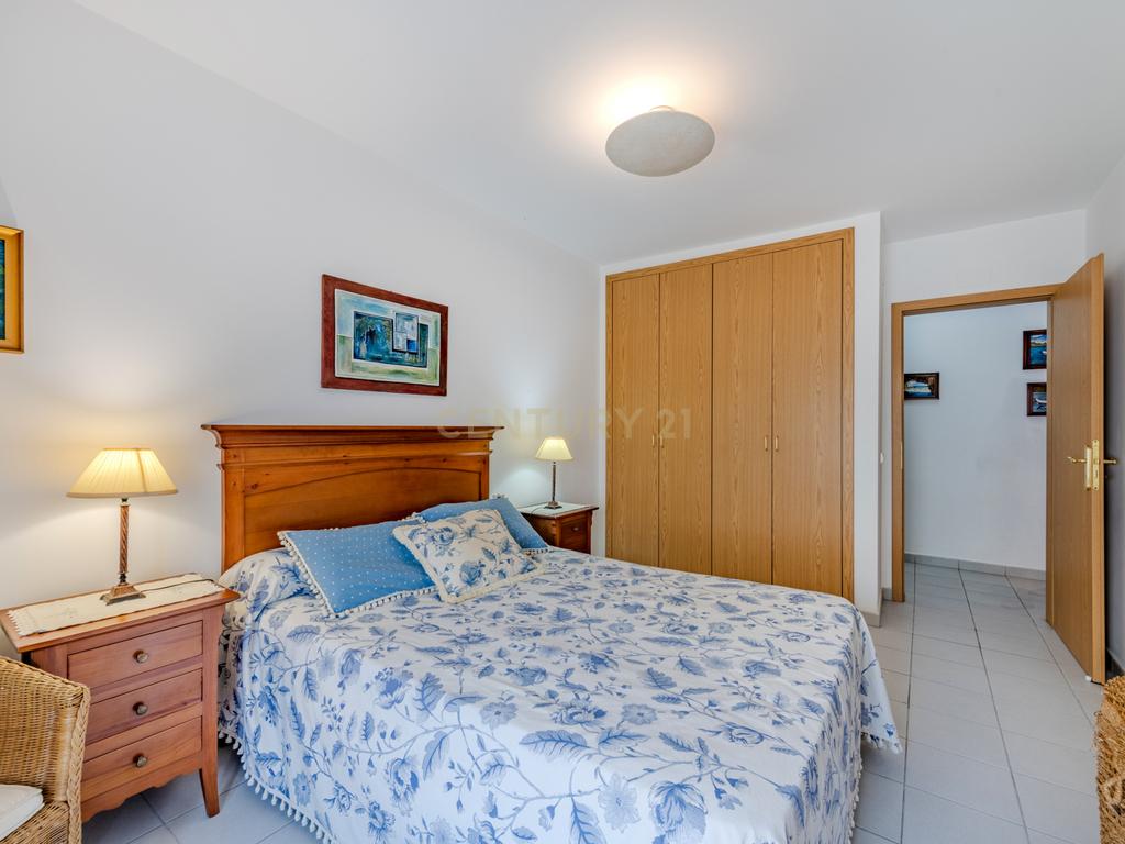 Apartamento T2 - Oportunidade Única a 5 Min da Praia da Rocha! - Image 15