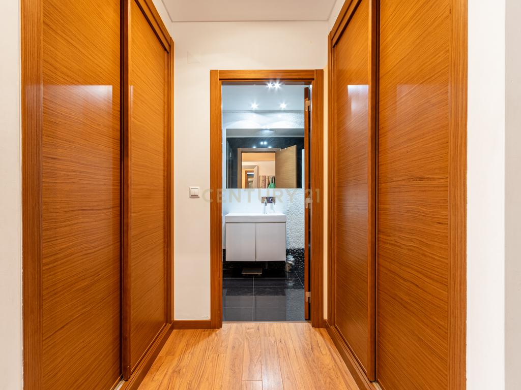 Apartamento T4 na prestigiada Urbanização Quinta do Infantado, Loures com Vista Panorâmica sobre as Lezírias - Image 23