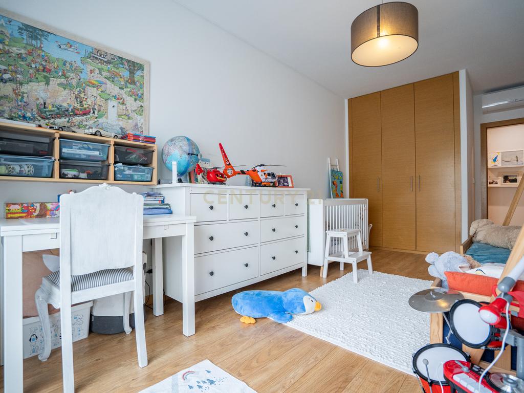 Apartamento T3 na Quinta do Património, em Sacavém. - Image 24