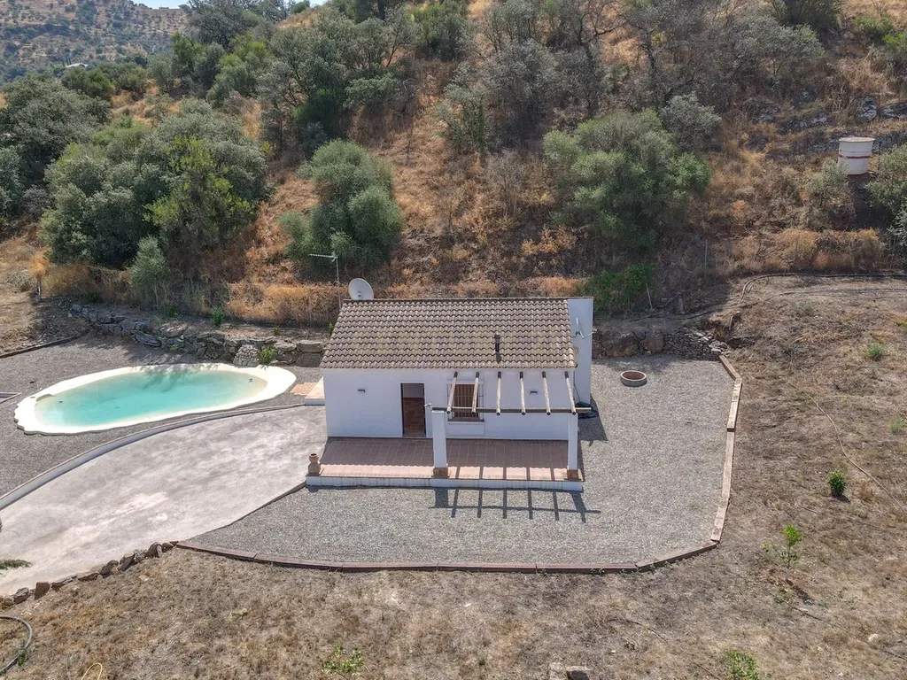 Se vende casa de campo en Coín - Image 27