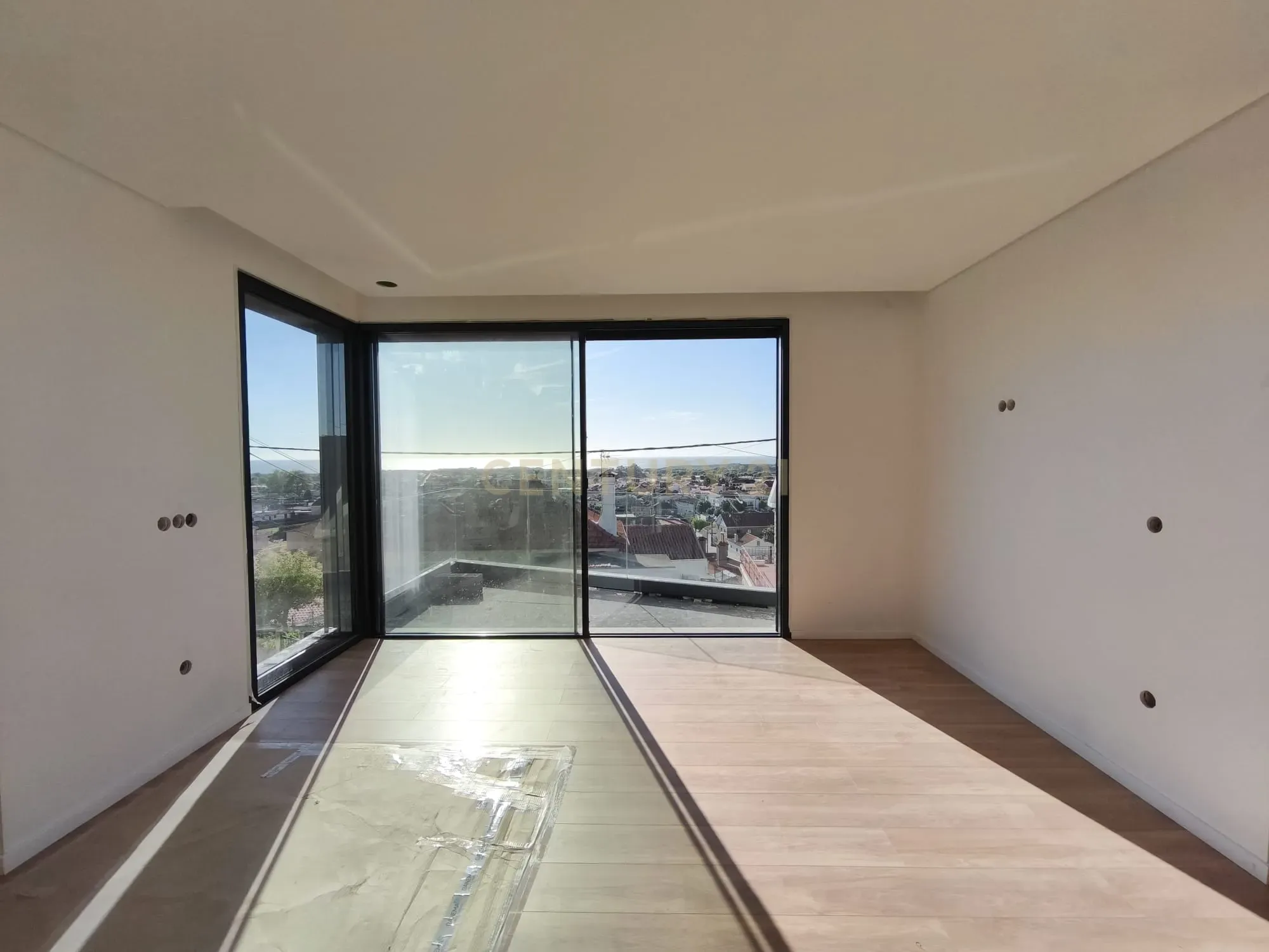 Casa em Construção em Braga, Esposende - 3 Quartos e Garagem - Image 3