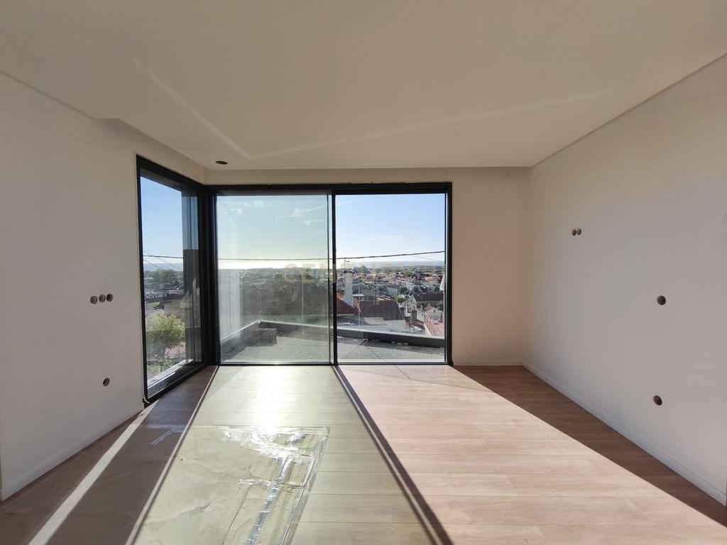 Casa em Construção em Braga, Esposende - 3 Quartos e Garagem - Image 3