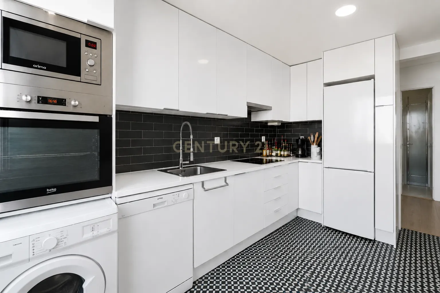 Fotografia 9 de T3 86 m² REMODELADO | MIRATEJO, CORROIOS | 11.º E ÚLTIMO ANDAR | VISTAS RIO E ARRÁBIDA
