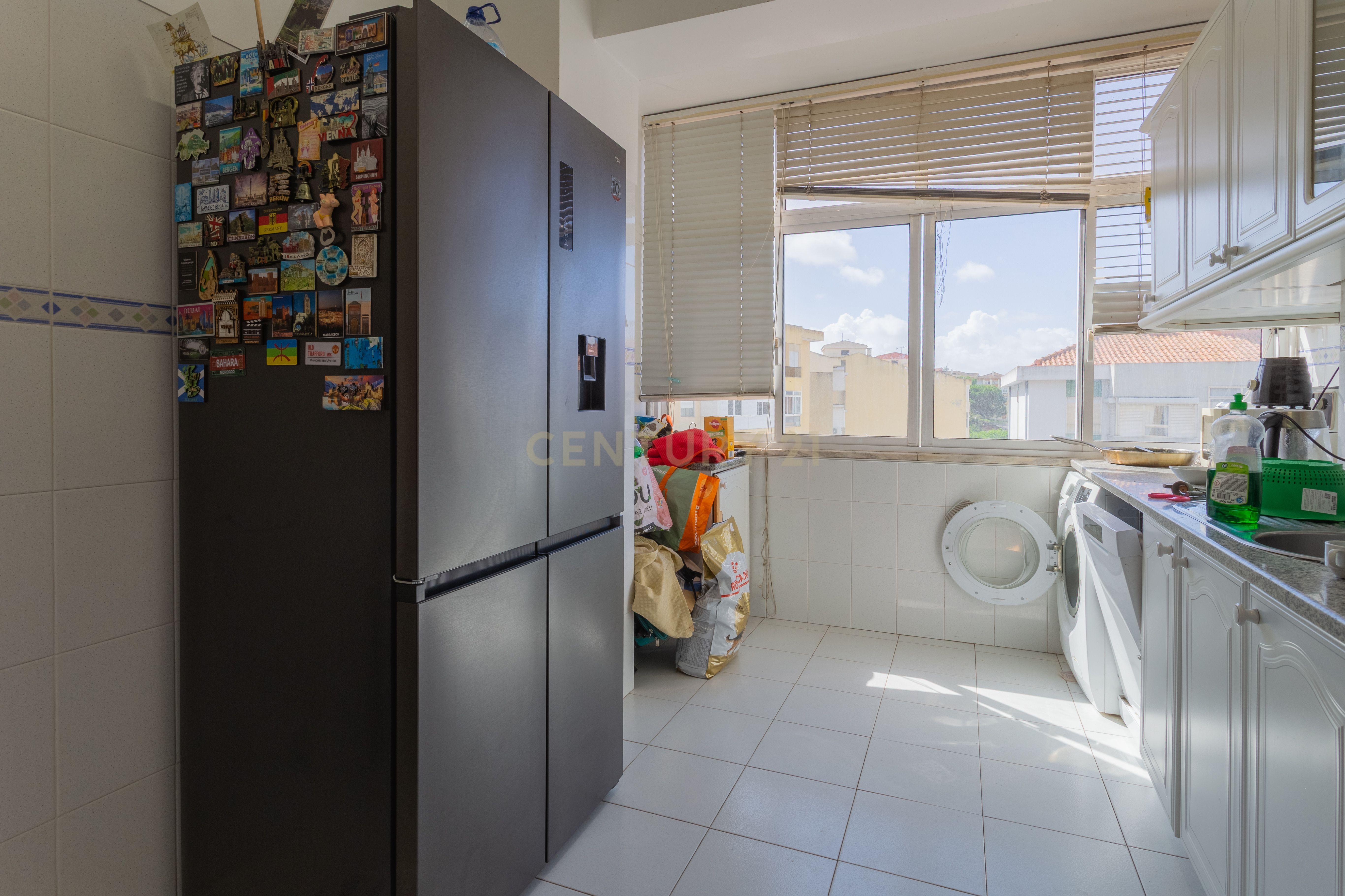 Fotografia 11 de Apartamento T4 convertido em T3 - Centro do Barreiro