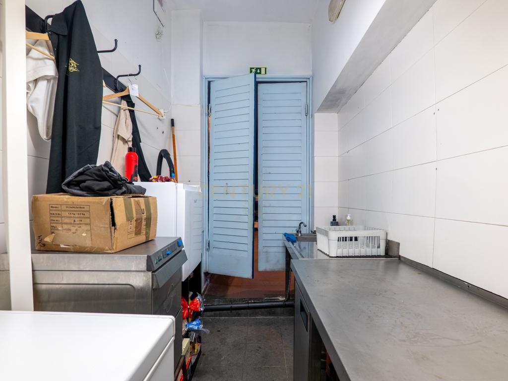 Oportunidade Única – Trespasse de Bar / Danceteria em Matosinhos! - Image 18