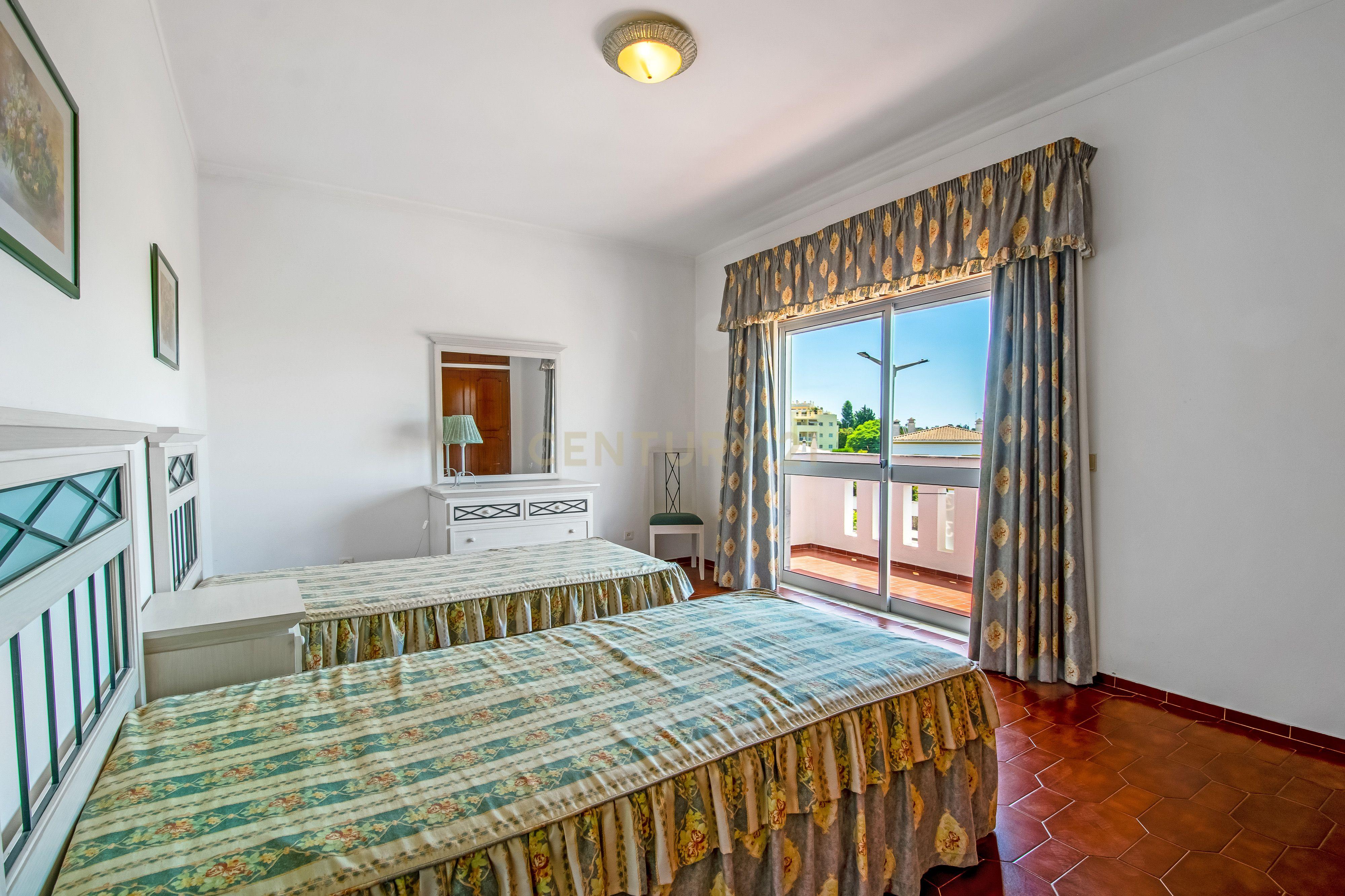 Apartamento T2 à venda em Alvor, Portimão — foto 17