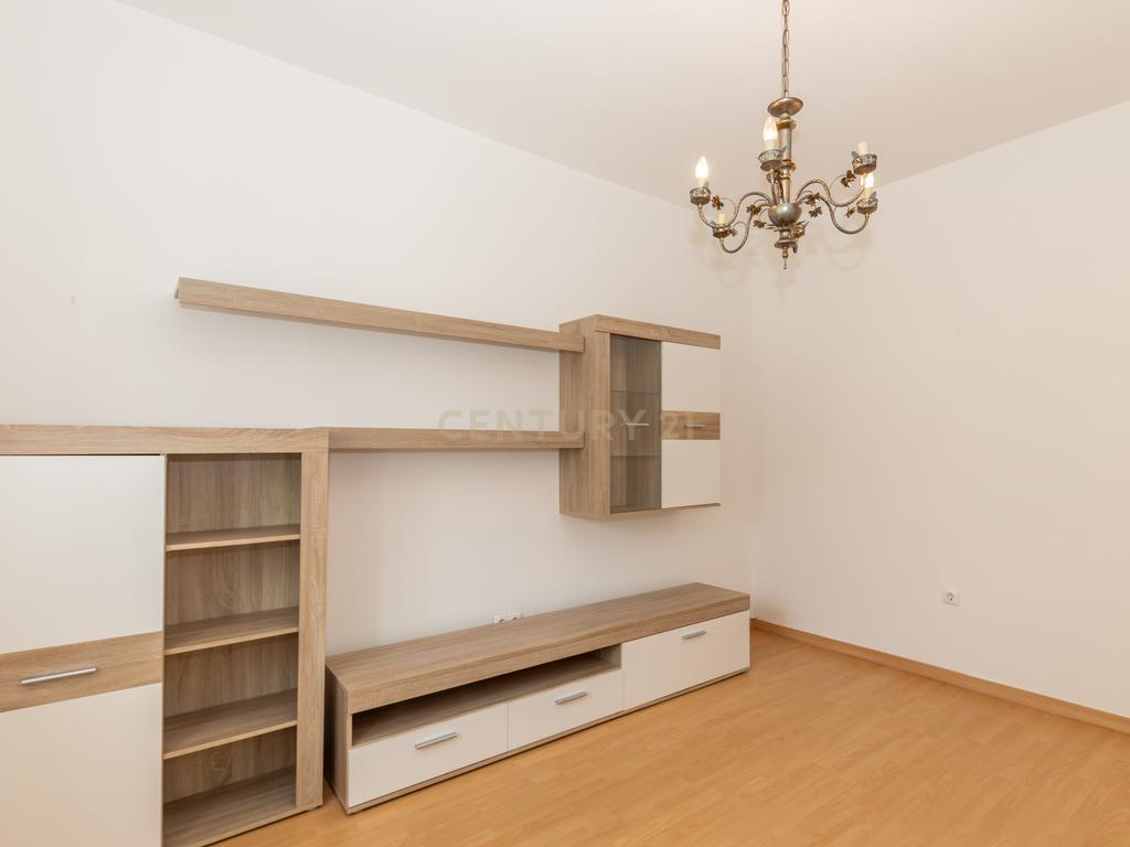 Moradia Isolada - Quinta das Laranjeiras, Fernão Ferro - Image 3